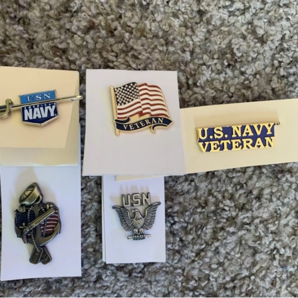 U.S. Navy Veteran Pin Lot - American Flag & USN Pins